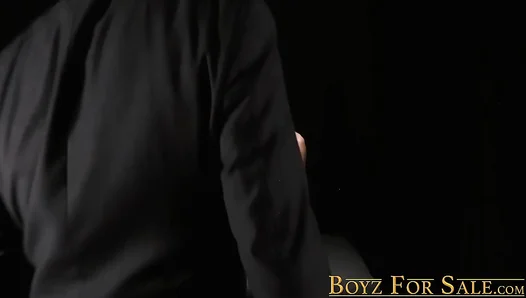 Power Play Unleashed: Smith Boss Dominates Slim Rivers with Rough Anal – 18+