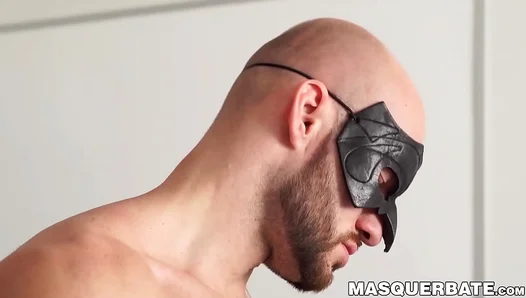 Hard Inked Muscle: David Boss Strokes His Thick Cock in Steamy Solo Session – 18+