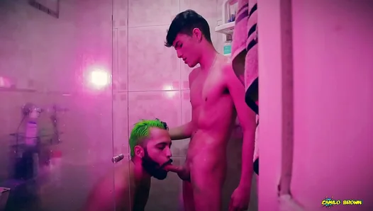 Camilo Brown Gets Sucked Off by Twink Andrs ZP in Steamy Shower Session – 18+