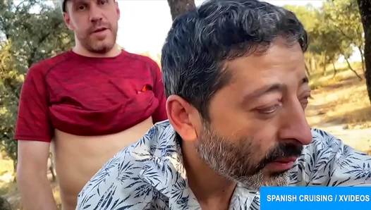 Steamy Threesome Action: Hot Latinos Bareback in Wild Public Fucks – LatinGayX 18+