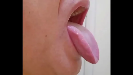 Huge Cum Shot Captured Live – Wild Bareback Blowbang – Real Amateur Twinks 18+