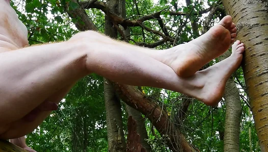 Fiery Redhead JERKS Off SPRAYS Load in Natures Glory – NaughtyWilds 18+