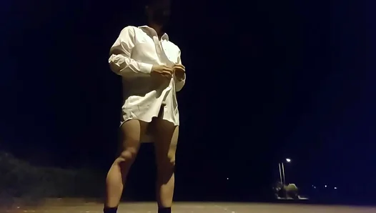 Outdoors Alone: Teen Nonos Steamy Live Self-Pleasure Show – 18+