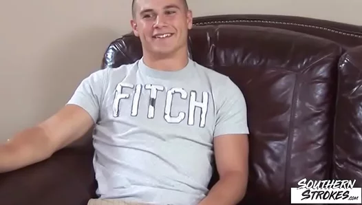 Blake Shows Off Chiseled Body While Jerking Off Intensely – Hot Gay Solo Action