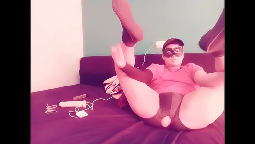 Sensual Twink Twerk Show: Hot Booty Shaking Action – Part 1, 18+