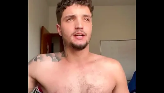 Tattooed Brazilian Twink Is Back With Steaming Fresh Scenes – 18+