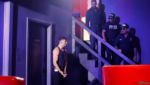 Double Trouble: Hot Cops Pounded Hard by Beefy Studs – GayOrgyHeat 18+