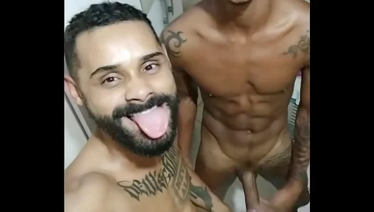 Huge Dick Alert: Rios Hottest Stallion Blasts Load on Camera – GayPornXCLUSIVE