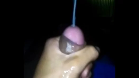 Strong Hands, Hot Oil Rising Temptation Turn into Steamy Dick Milking – 18+