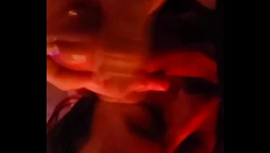 Hungry Top Feasts on Cum-Filled Blowjob in Hot Steam Room – XXXTube 18+