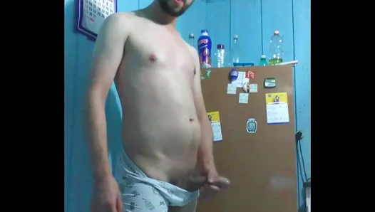 Jackin Off Big in the Kitchen – Smokin Hot Gay Solo Session – XXX