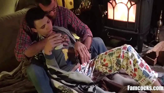 Hot by the Fire: Stepdad Claims Young Muscle Bears Virgin Ass – OldYoung 18+