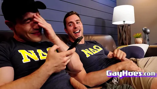 Frat Bros Get Horny Together: Secret Mutual Masturbating Gone Wild – 18+