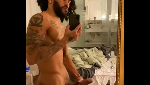 Morning Heat: Guy Masturbates His Thick Rod Then Explodes Hard – 18+