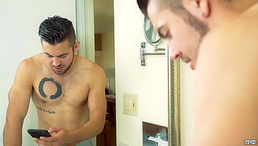 Dante Colle Gets Pounded by Sexy Older Dom Darin Silvers – Steamy Gay Assfuck 18+