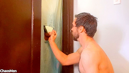 Michael Gets Railed Through the Wall – Wild Glory Hole Fun – ChaosMen