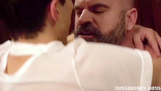 Craving Stronger Influence: Tall Mormon Submit Surrenders to Beastly Step-StepDaddy –