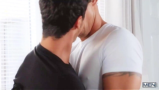 Sweat-Drenched Glory: Kaleb Rides Nicks Thick Pole Post-Workout – Hot Gay Sex