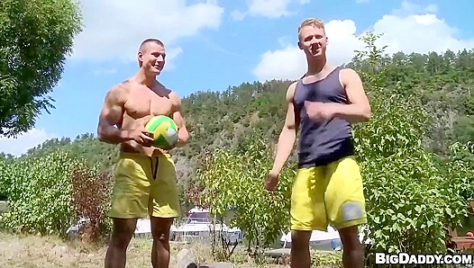 Chris Luc Goes Wild: Hot Outdoor Sex After Volleyball Game – GayTwinkX 18+