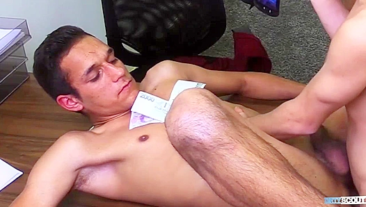 Slovak Twink Gets Pounded Hard in Standing Doggy – Steamy Gay Encounter