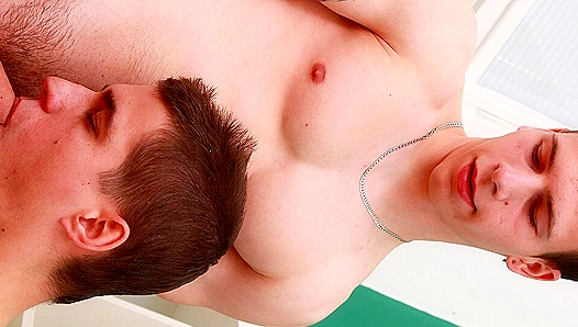 Unprotected Passion: Dick Casey Rudy Valentinos Steamy Bareback Encounter – GayXXX