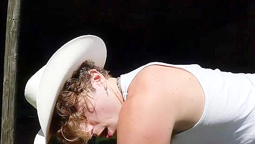 Calvin Drake Takes It All: Wild Bareback Ride – GayXXX Adventures