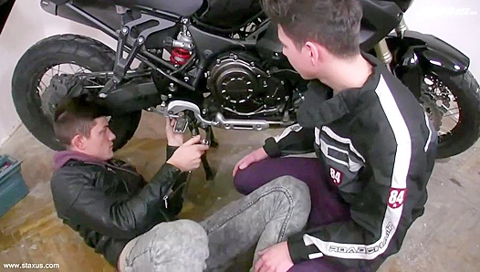 Skylar Blu Xander Hollis Go Wild Riding Huge Cocks – Steamy Gay XXX Fun