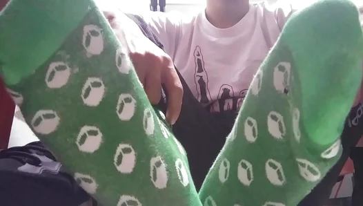 Soaked in Sweat: Green Sox Smothered Across My Face – Hot Gay Foot Worship