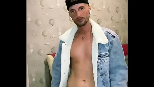 Hungry for Heat: Ruben Sal Devours Steamy Gay Action – Exclusive on OnlyFans