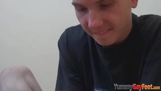Obsessed With Feet? Watch Him Devour Every Detail Then Jerk Off Hard – HD Kink