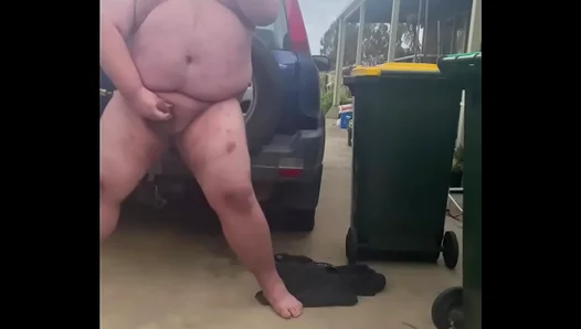 Plump Cute Guy Takes Giant Toy Outdoors in Steamy Solo Session – XXXGayFun 18+