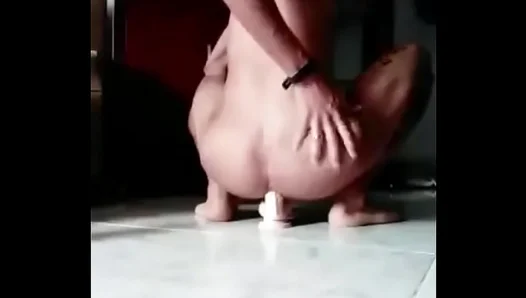 Dude Pulls Out Dirty Dildo After Intense Solo Ride – Total Hot Mess