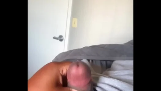 Quick Morning Blowjob Before Class – Steamy Homemade Gay Clip 18+