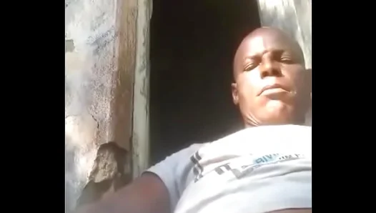 Massive Ebony Dick Thrusts Hard: Negros Steamy Solo Fuels ZapZap Fire – 18+