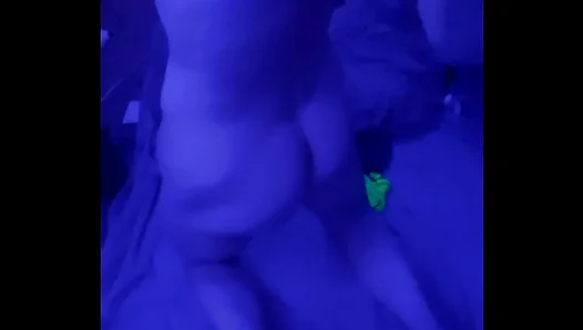 Tight Young Twink 18+ Grinding Hard in Steamy Solo Ass Play – HornyClips