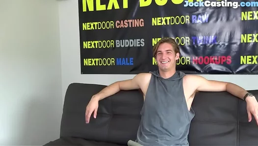 Hard-Hitting Jock Juggles Heat, Strokes Thick Rod On Camera – GayPornCasting 18+