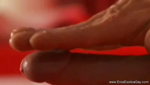 amateur massage turns into wild hand job with massive hard cock – xxx