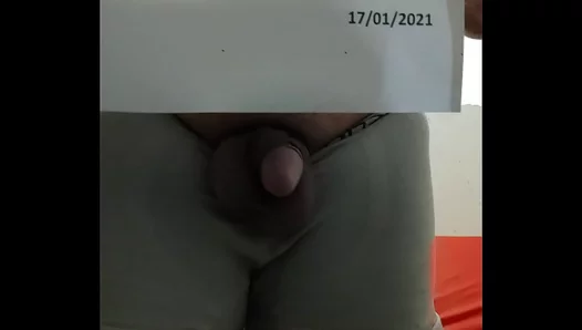 Chubby BBW Bear Loses Control in Steaming Home Alone Show – Real Raw Heat