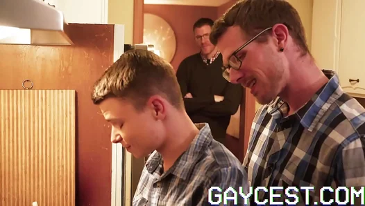 Austins Wild First Threesome with Stepdad Hot StepDaddy – TinyGays 18+