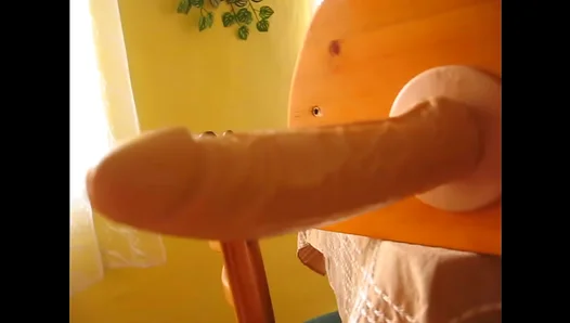Filling Himself Deep: Solo Guy Takes Huge dildo Action – SteamyAmateurFun 18+