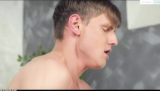 David Hollister Claims Ollie Barnes with Fierce, Unrelenting Passion – Gay XXX