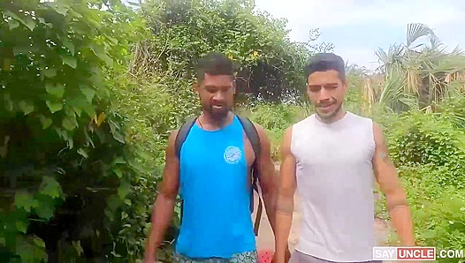 Hot Blooded Encounter: Two Latinos Ignite Steamy Bareback Action – LatinLeche