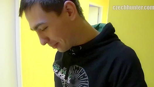 Riding Sideways into Chaos: Massive Cum Load Facesit Finale – XXXGay 18+