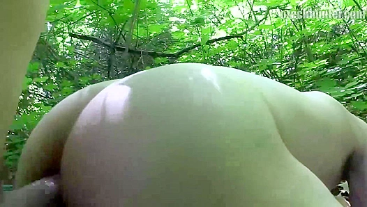 Steamy Encounter in the Wild: Two Men Go All In Under the Sun – XXX Gay Action