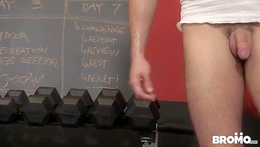 Fit Trainer Shawn Reeves Gets Wild Bare With Hot Gym Buddies – SteamyGayX 18+