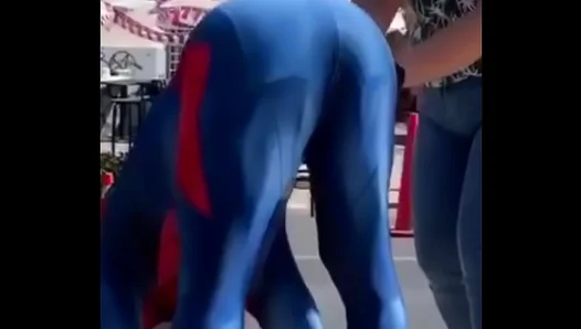 Spideys Sensual Twerk Fantasies: Busty Superhero Booty Heat – 3 Min Escape