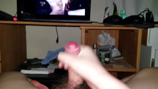 Explosive Cum Shot: Horny Amateur Blasts Load in Steamy Solo Scene – XXXGayTape 18+