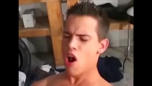 Young Twinks Crave Bareback Thrills – Steamy Unprotected Gay Encounter 18+