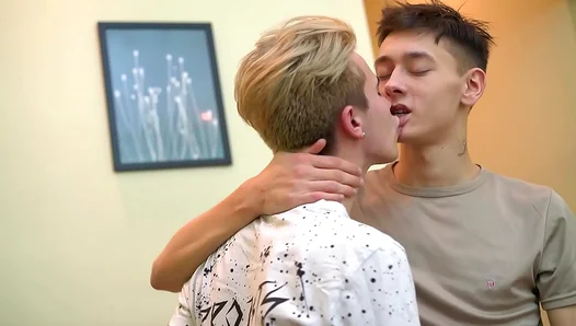 Young Hustler Thirsty for Morning Glory Sessions – Hot Daily Fix 18+