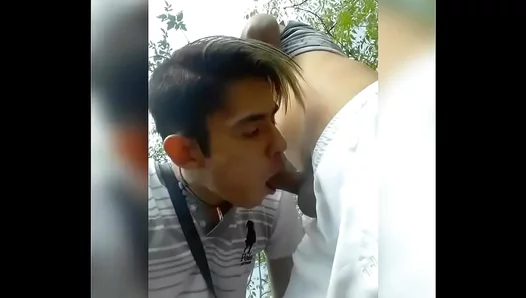 Hunting for Glory Holes: Wild Public Sex Caught Live – GayVoyeurs 18+